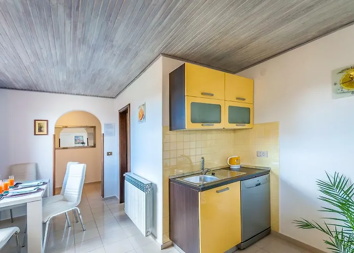 Apartment Gloria *